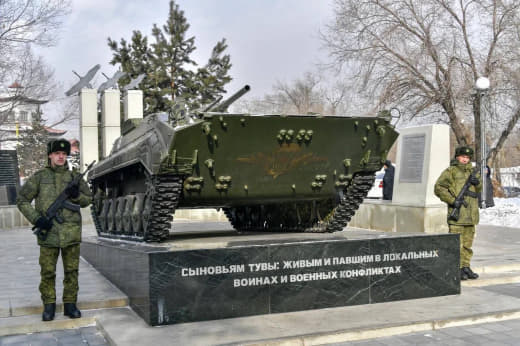 Владислав Ховалыг