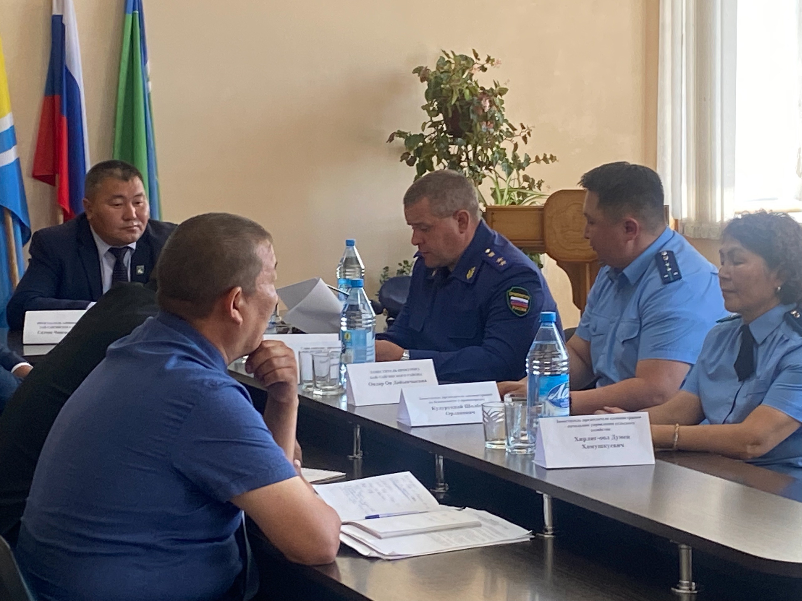 Очередной визит прокурора Республики Тыва в Бай-Тайгинском кожууне Очередной визит прокурора Республики Тыва в Бай-Тайгинском кожууне