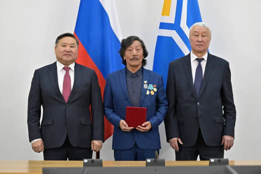 Владислав Ховалыг Владислав Ховалыг