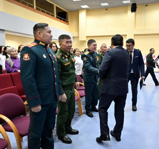 Владислав Ховалыг Владислав Ховалыг