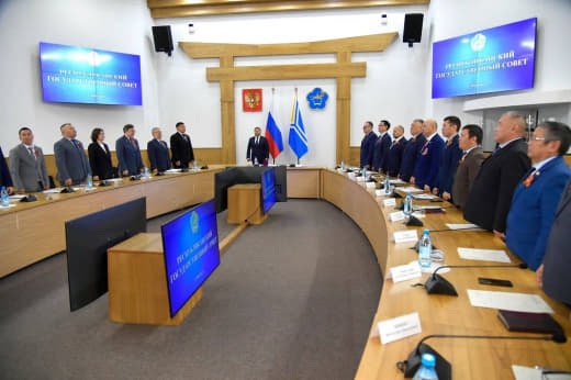 Владислав Ховалыг Владислав Ховалыг