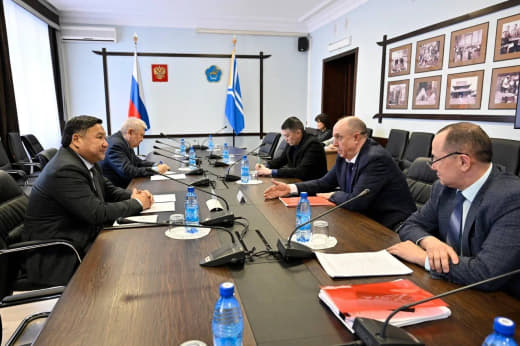 Владислав Ховалыг Владислав Ховалыг