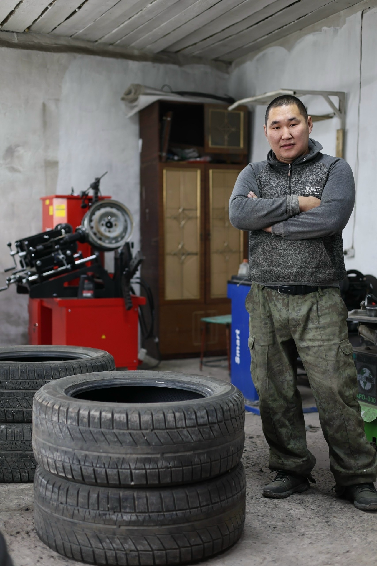 Житель приграничного села Хандагайты Овюрского района Роберт Монгуш получил государственную поддержку в виде социального контракта по национальному проекту «Семья» на открытие собственного бизнеса в июле 2025 года. На выделенные ему средства он приобрел о