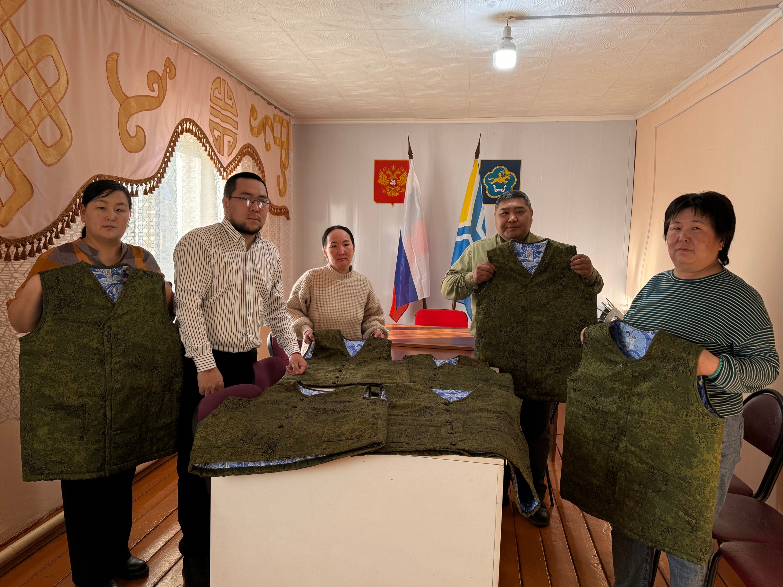 В Чаа-Хольском кожууне продолжается сбор гуманитарной помощи.